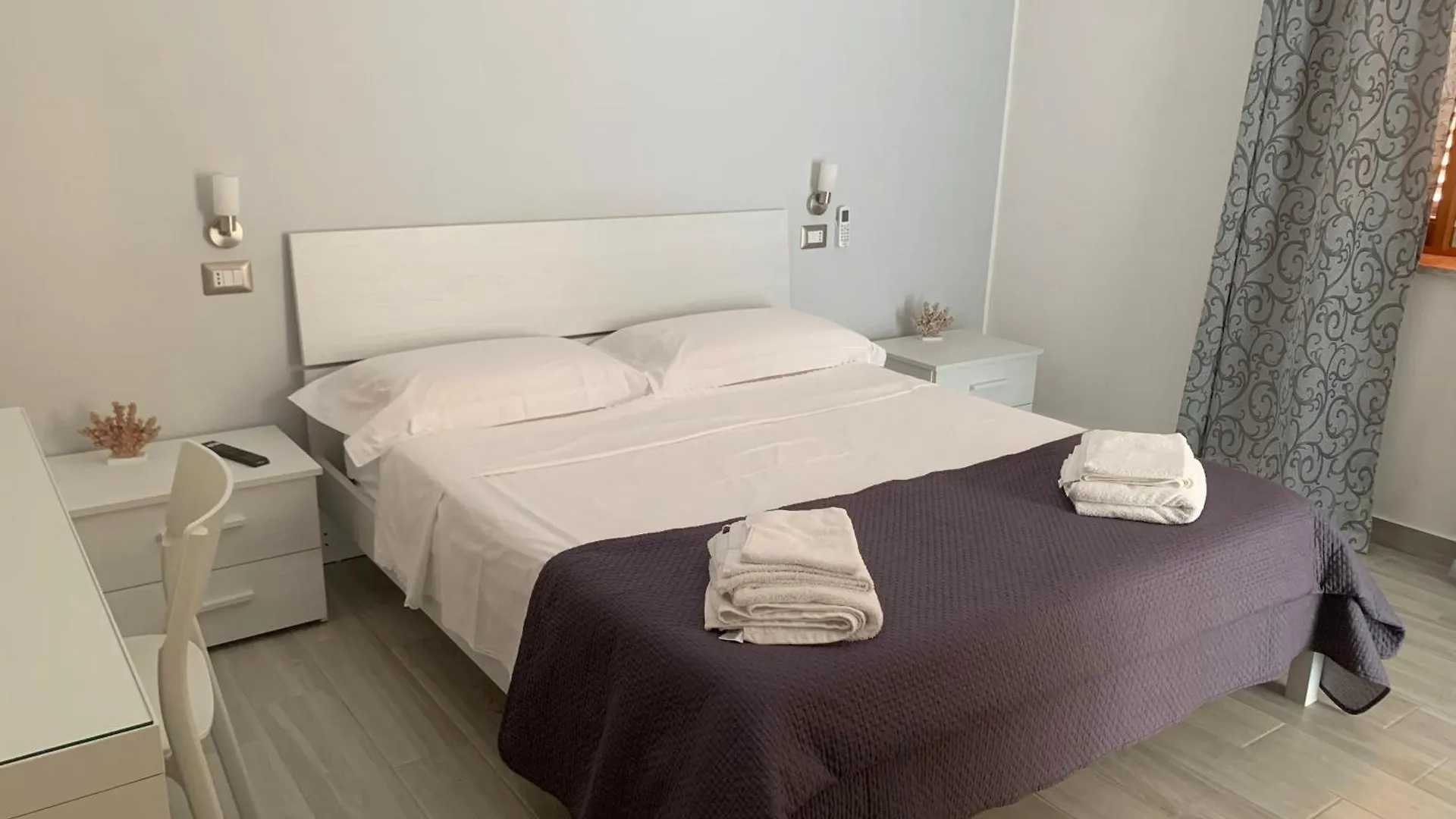 Casa Vacanza Elena Capo dʼOrlando Appartamento